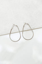 Load image into Gallery viewer, Lean On Me Earrings
